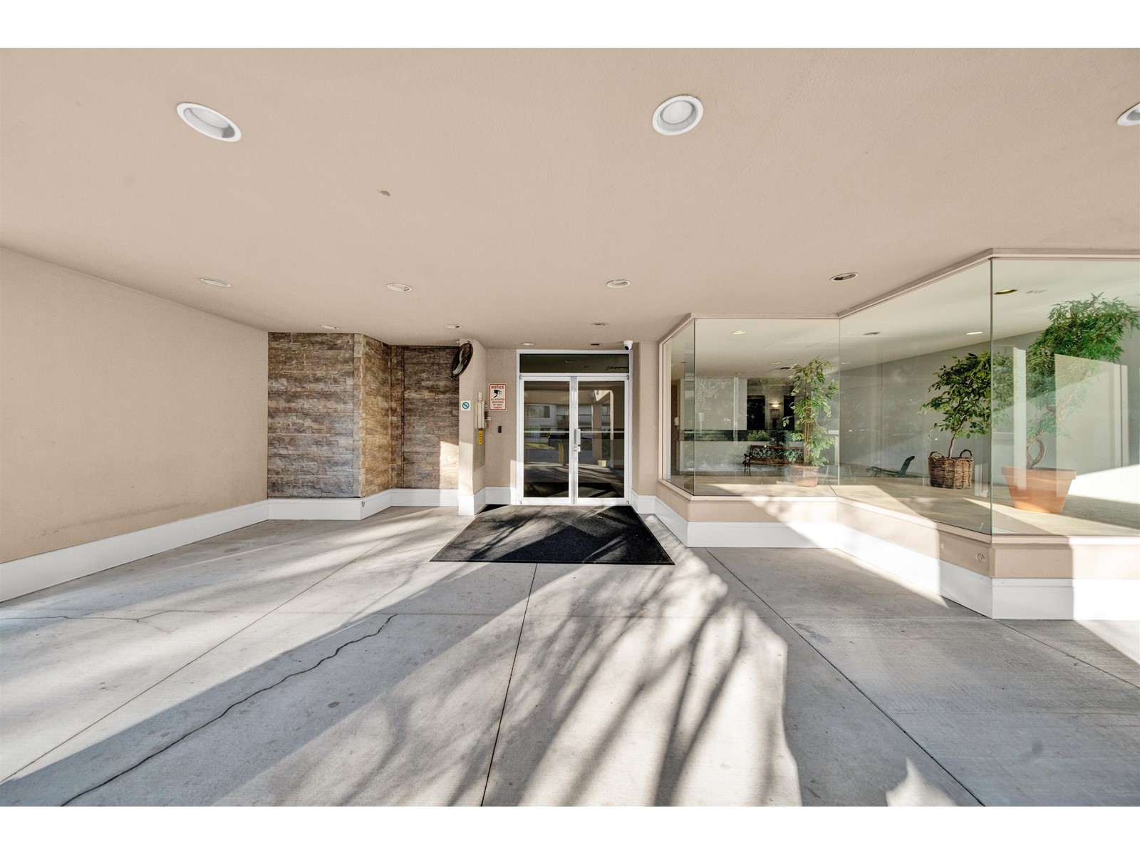 1001 14881 103a Avenue, Surrey, British Columbia  V3R 0M5 - Photo 30 - R2963543