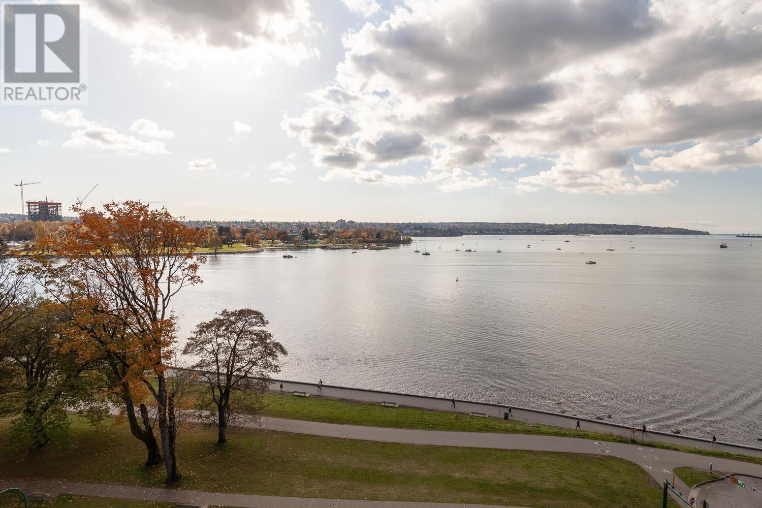 Listing Picture 14 of 40 : 901 1575 BEACH AVENUE, Vancouver / 溫哥華 - 魯藝地產 Yvonne Lu Group - MLS Medallion Club Member