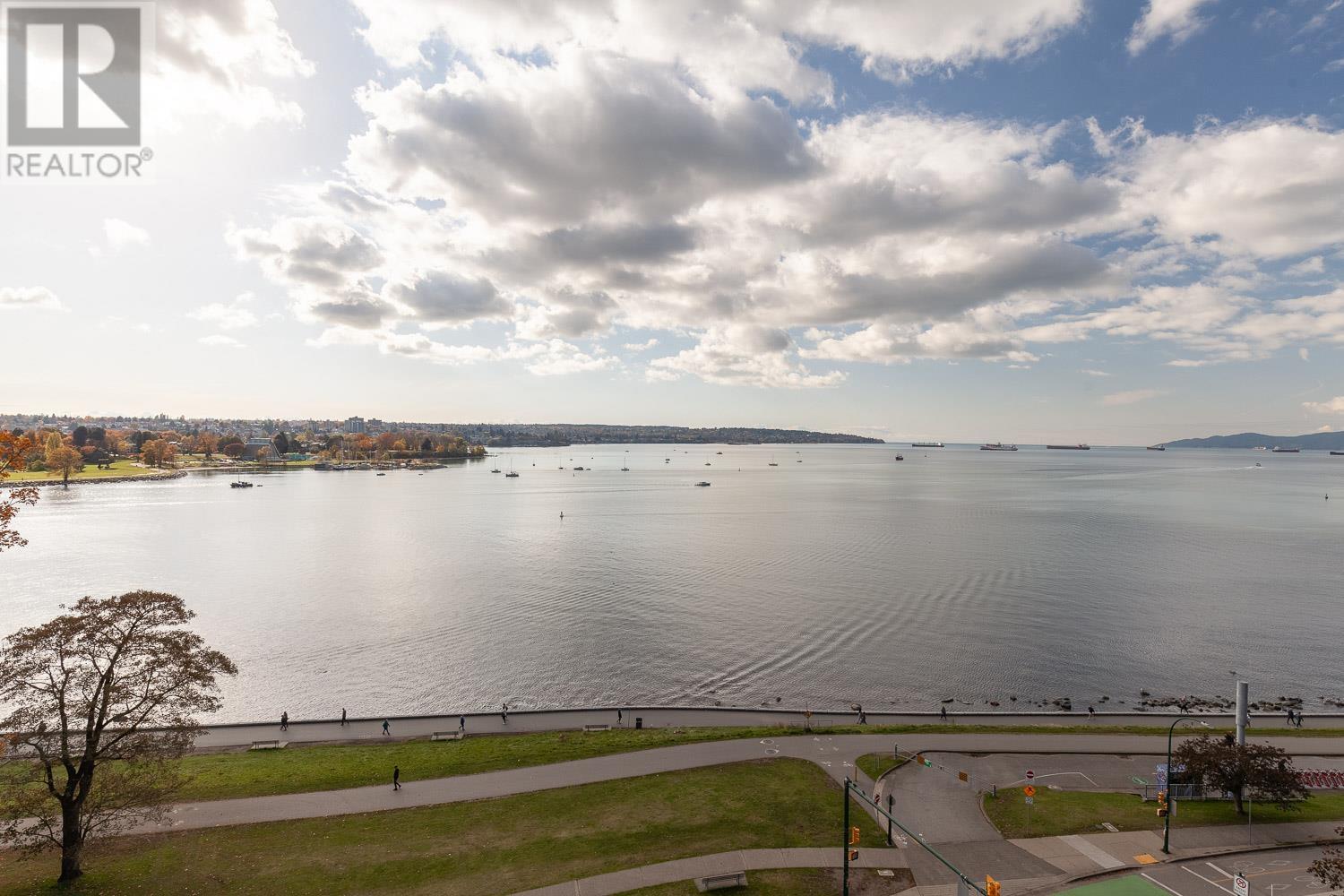 Listing Picture 16 of 40 : 901 1575 BEACH AVENUE, Vancouver / 溫哥華 - 魯藝地產 Yvonne Lu Group - MLS Medallion Club Member