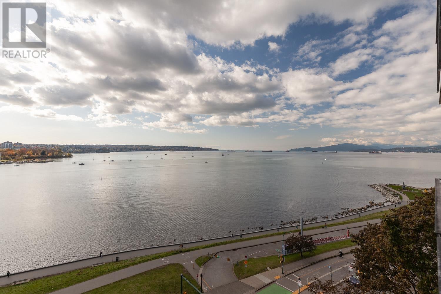 Listing Picture 25 of 40 : 901 1575 BEACH AVENUE, Vancouver / 溫哥華 - 魯藝地產 Yvonne Lu Group - MLS Medallion Club Member