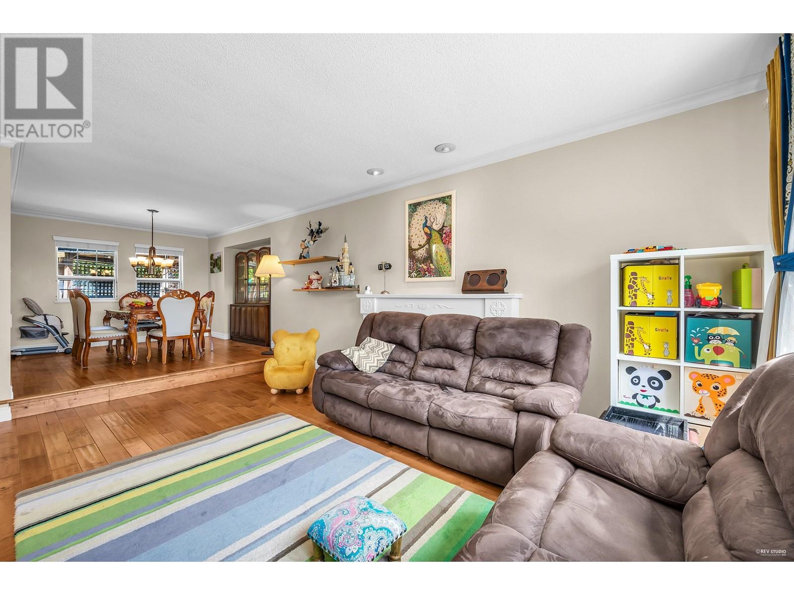 470 Alouette Drive, Coquitlam, British Columbia  V3C 4Y8 - Photo 5 - R2964145