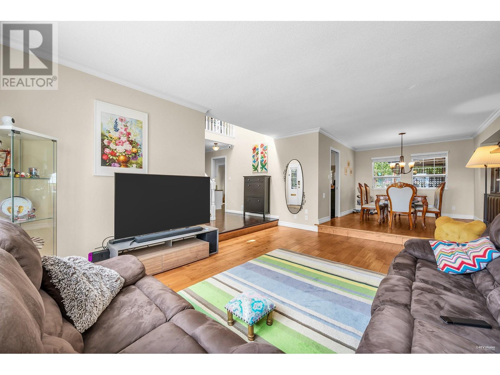 470 Alouette Drive, Coquitlam, British Columbia  V3C 4Y8 - Photo 6 - R2964145