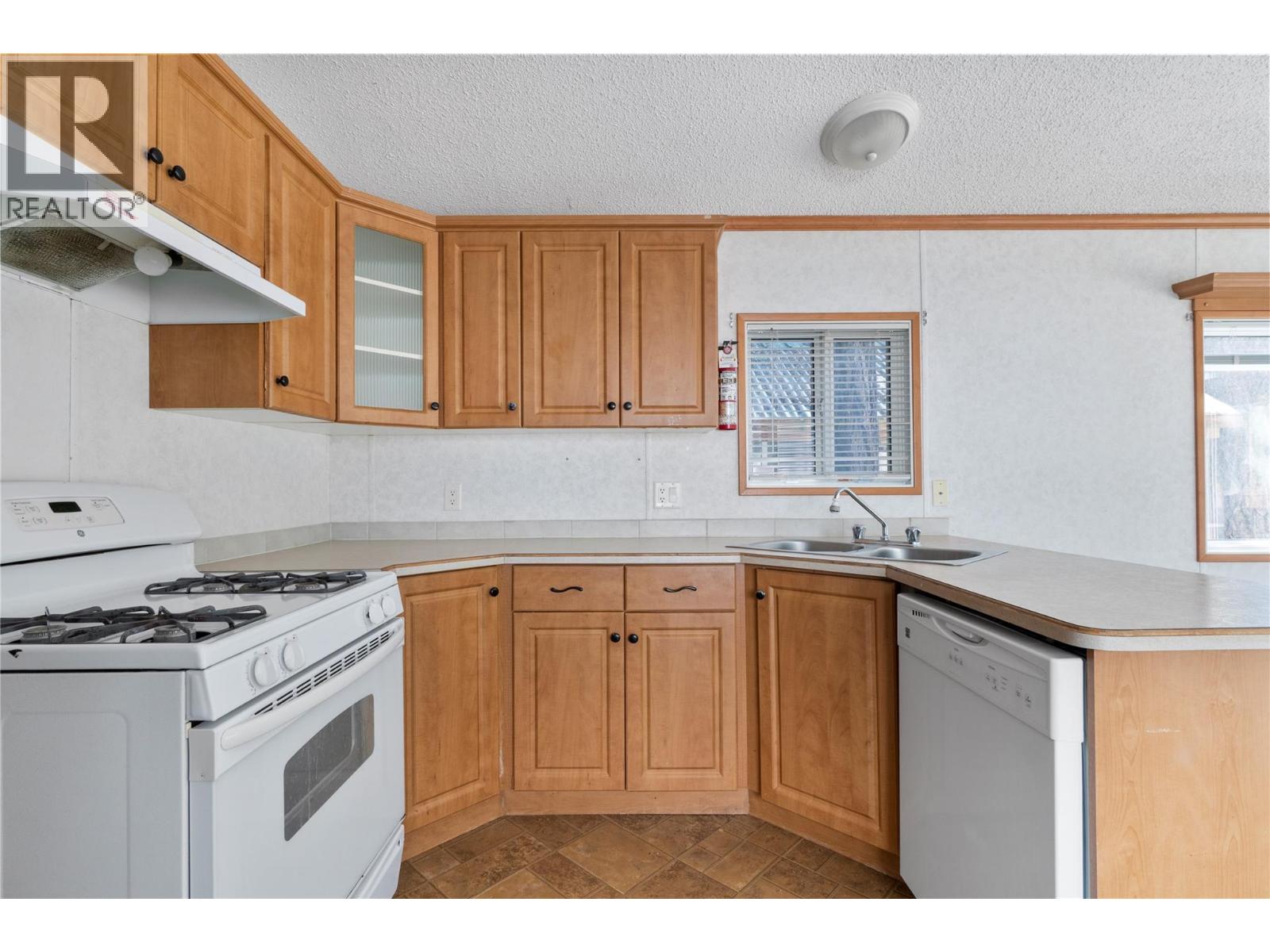 6670 Trans Canada Highway Ne Unit# 113, Canoe, British Columbia V0E 1K0 - Photo 3 - 10333145