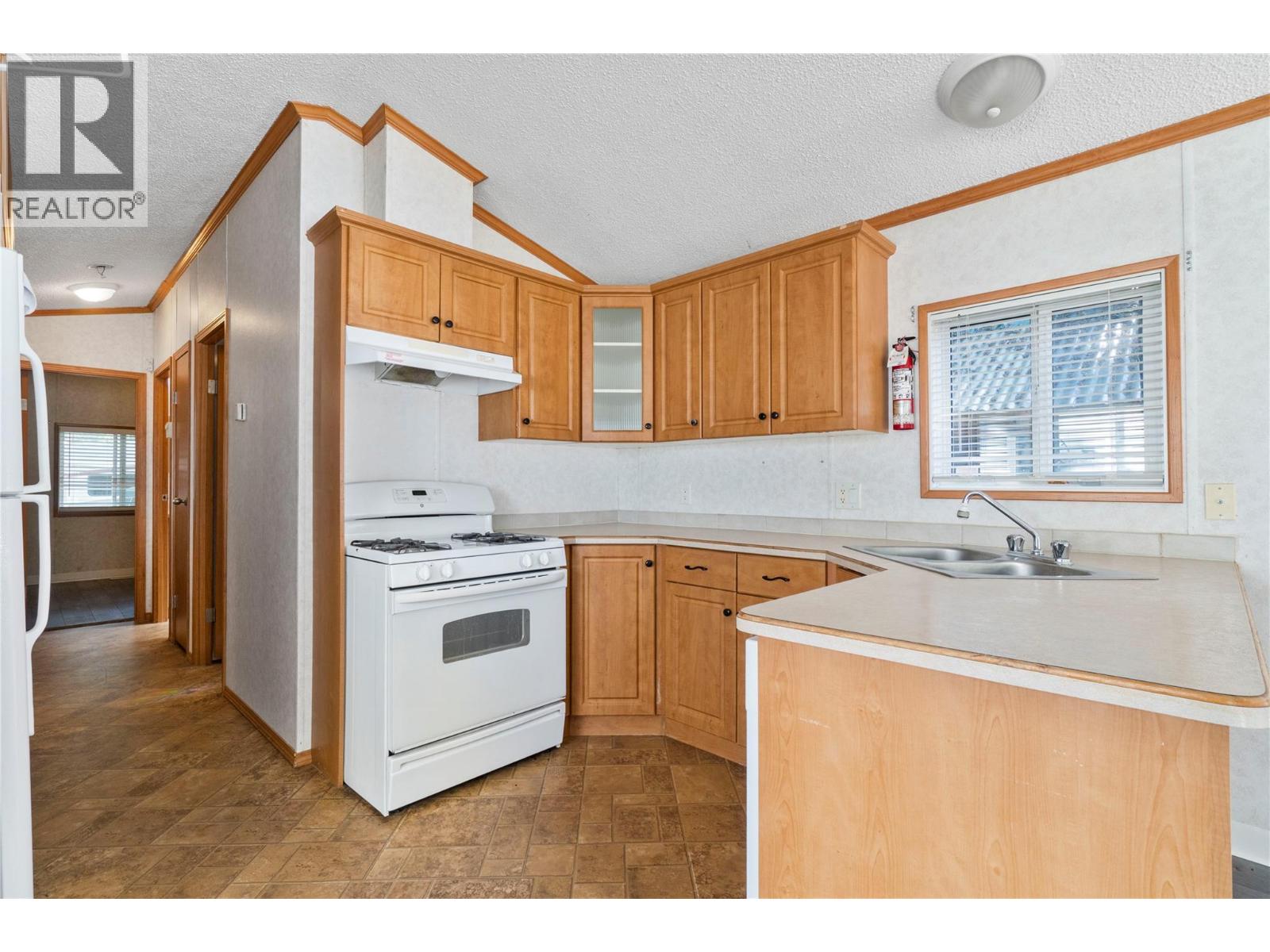 6670 Trans Canada Highway Ne Unit# 113, Canoe, British Columbia V0E 1K0 - Photo 2 - 10333145