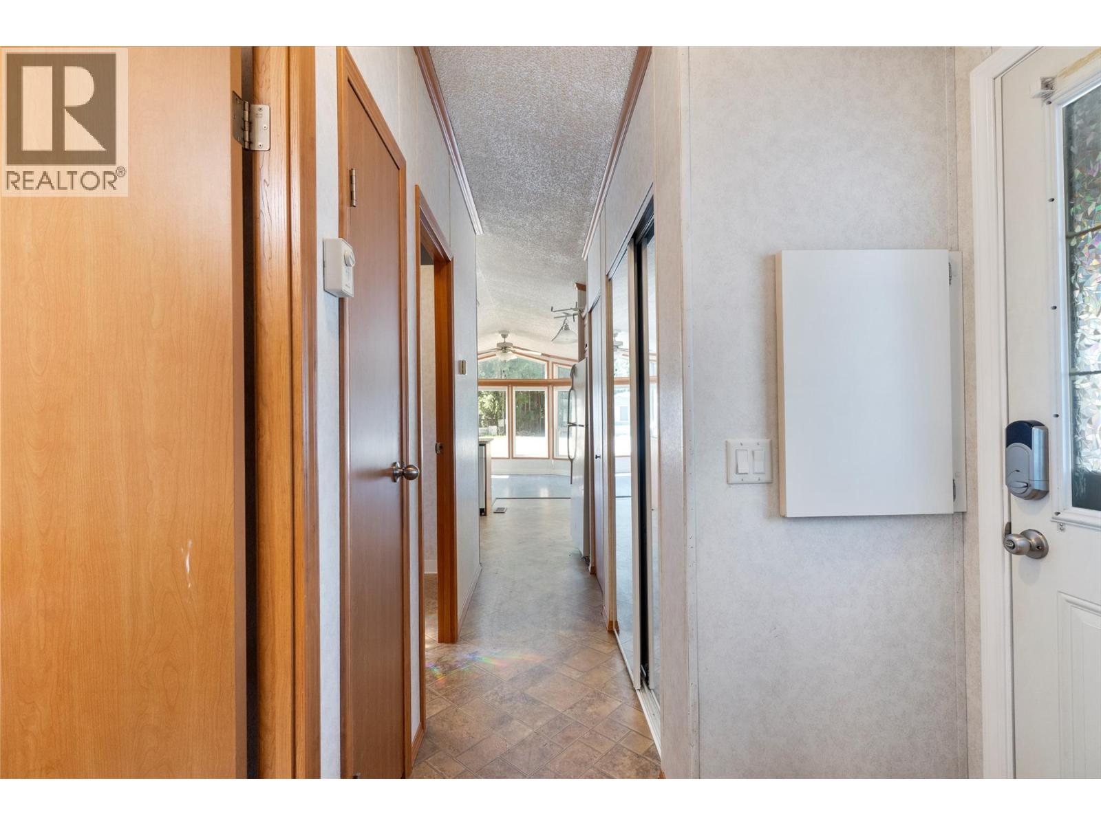 6670 Trans Canada Highway Ne Unit# 113, Canoe, British Columbia V0E 1K0 - Photo 16 - 10333145