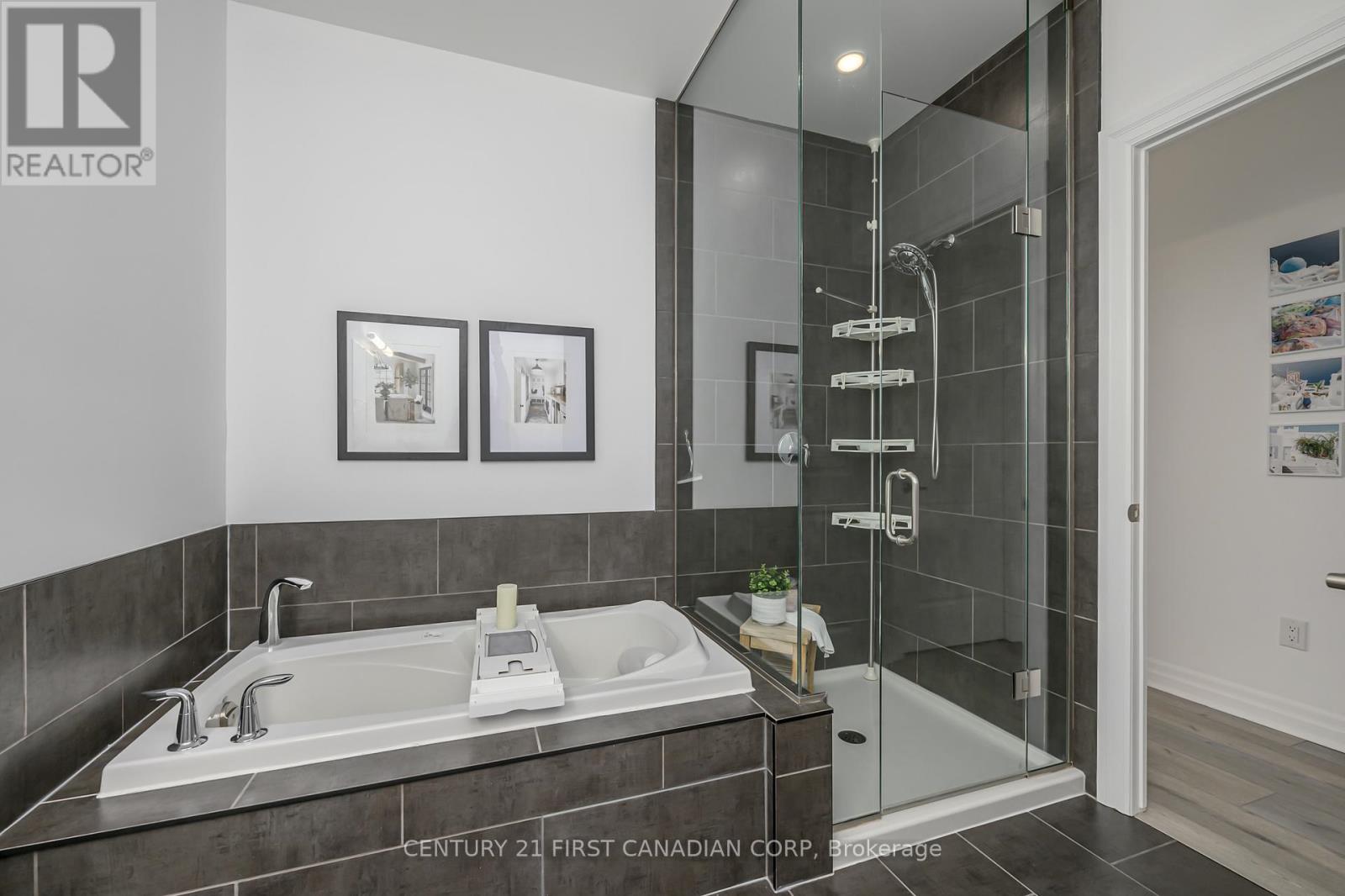 2701/04 - 330 Ridout Street N, London, Ontario  N6A 0A7 - Photo 33 - X11913320