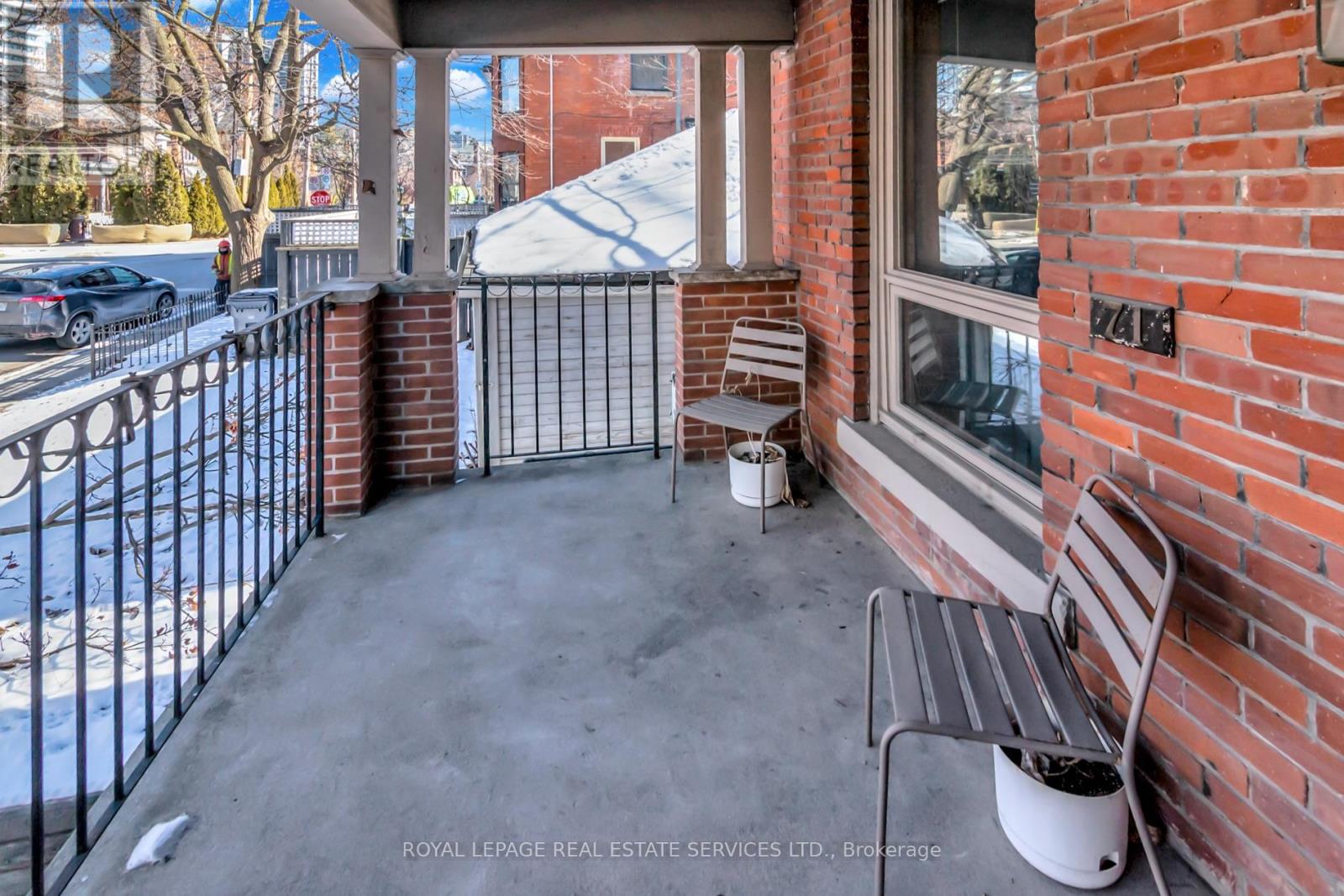 Main - 71 Bernard Avenue, Toronto, Ontario  M5R 1R6 - Photo 11 - C11958956