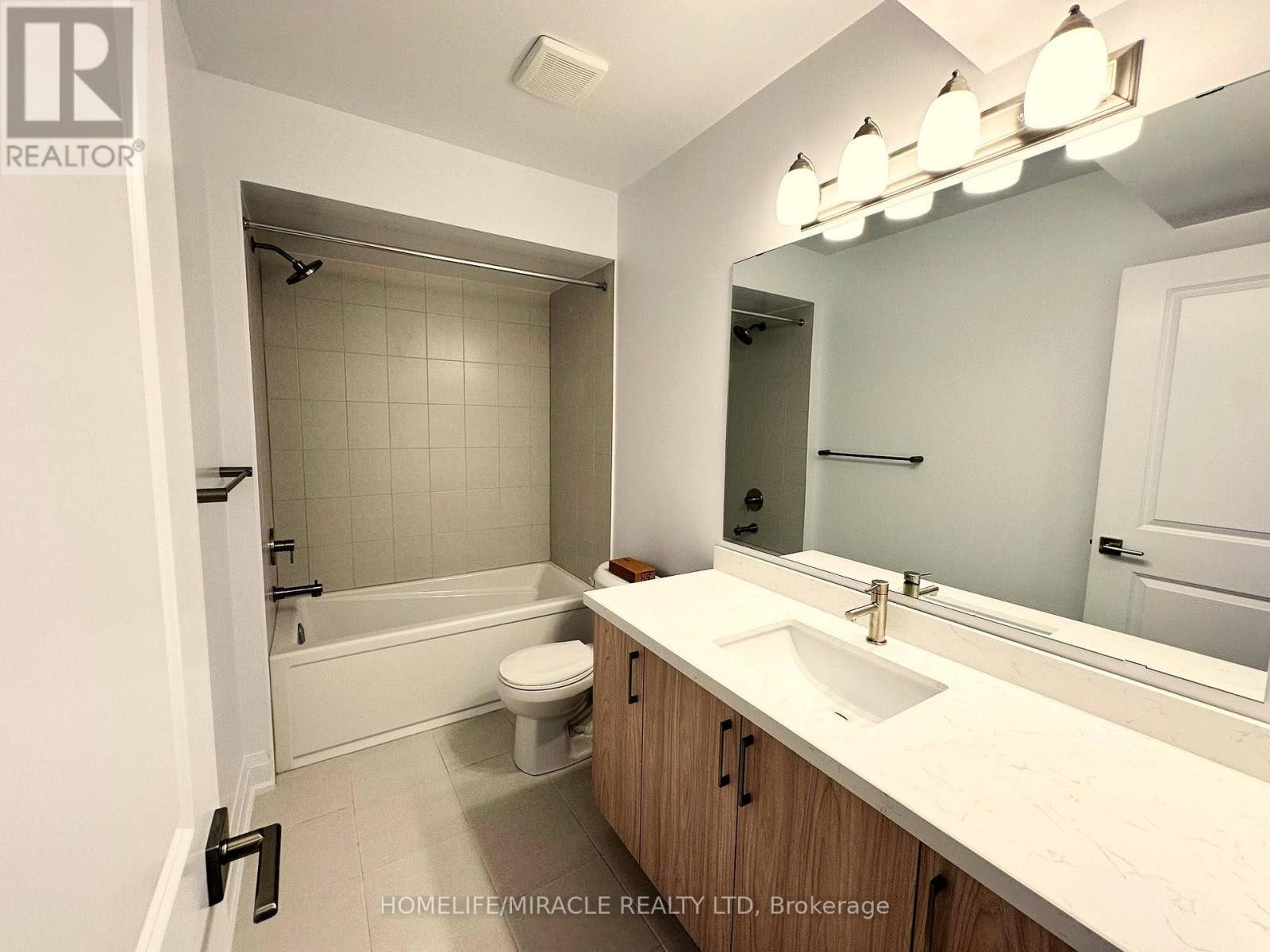 Property at 25 GATEWAY DRIVE image 4