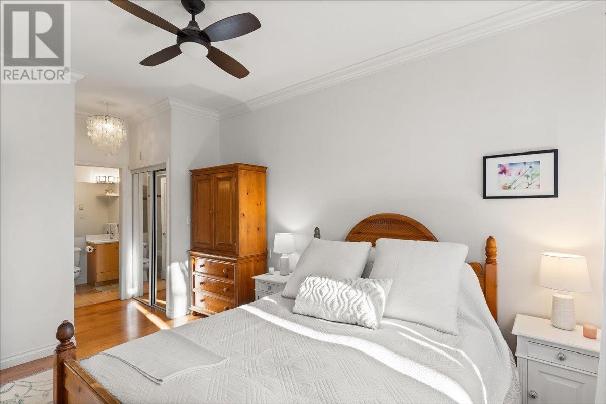 Listing Picture 12 of 26 : 115 2628 YEW STREET, Vancouver / 溫哥華 - 魯藝地產 Yvonne Lu Group - MLS Medallion Club Member