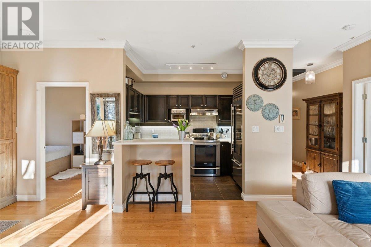 Listing Picture 7 of 26 : 115 2628 YEW STREET, Vancouver / 溫哥華 - 魯藝地產 Yvonne Lu Group - MLS Medallion Club Member