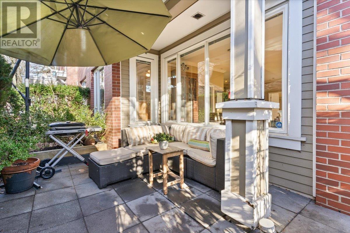 Listing Picture 23 of 26 : 115 2628 YEW STREET, Vancouver / 溫哥華 - 魯藝地產 Yvonne Lu Group - MLS Medallion Club Member