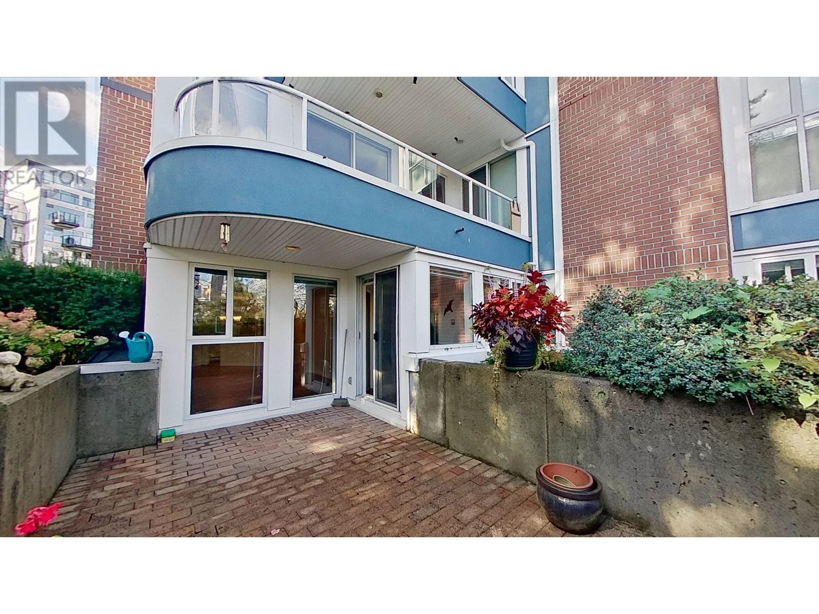 102 1502 ISLAND PARK WALK, Vancouver