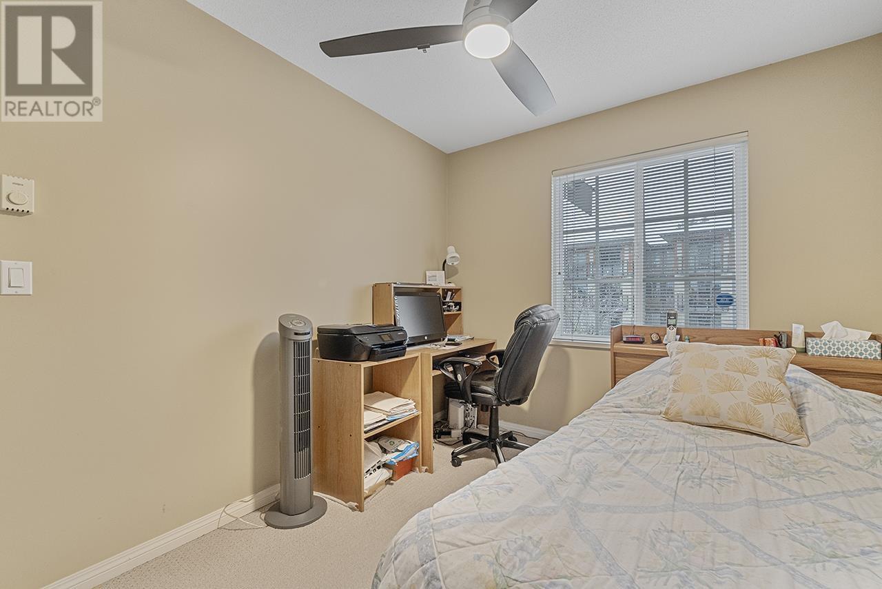 Listing Picture 17 of 26 : 3310 NOEL DRIVE, Burnaby / 本拿比 - 魯藝地產 Yvonne Lu Group - MLS Medallion Club Member