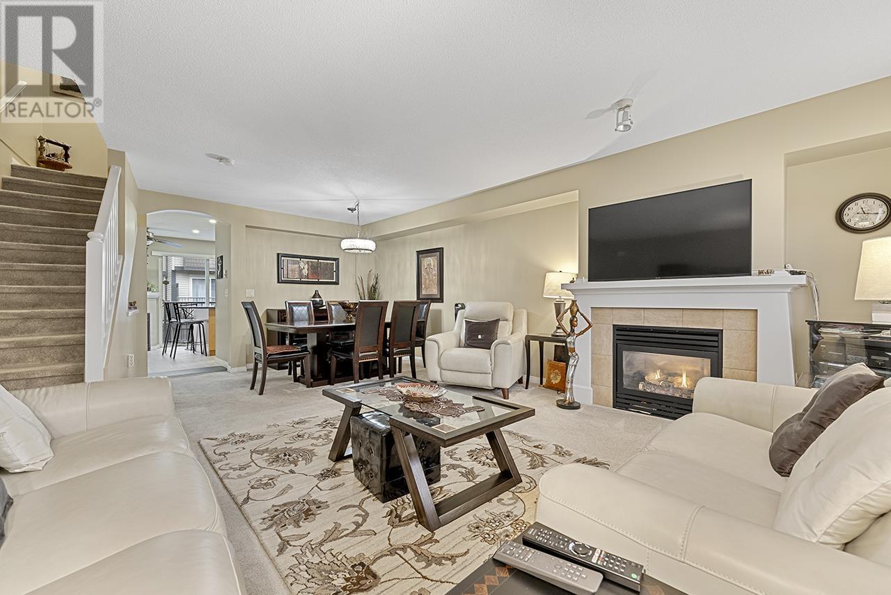 3310 NOEL DRIVE, Burnaby