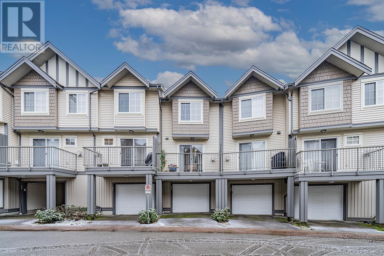 Listing Picture 24 of 26 : 3310 NOEL DRIVE, Burnaby / 本拿比 - 魯藝地產 Yvonne Lu Group - MLS Medallion Club Member