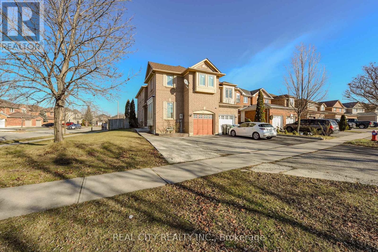 7020 BLACK WALNUT TRAIL, Mississauga, Ontario