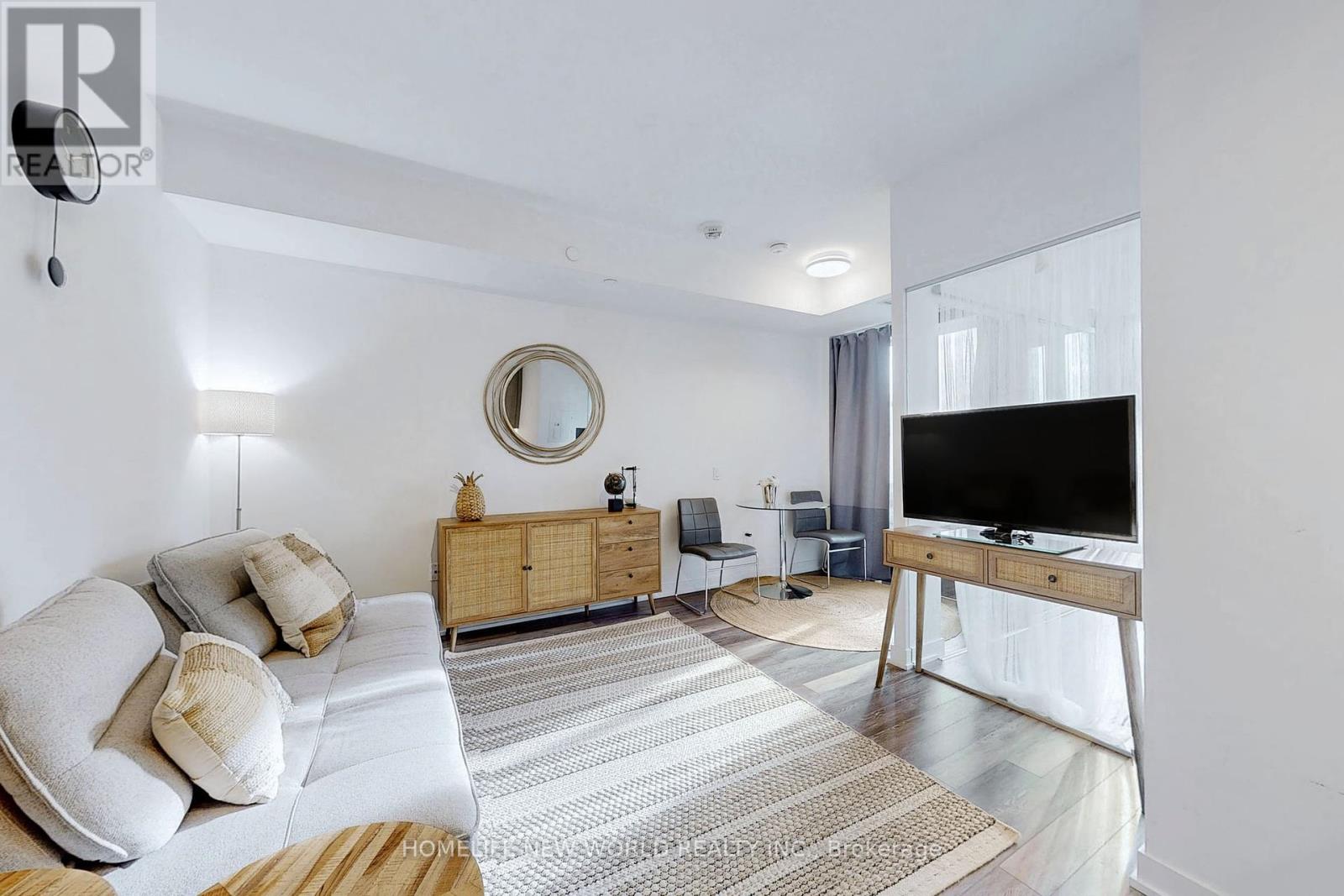Property at 518 - 250 LAWRENCE AVENUE W image 1