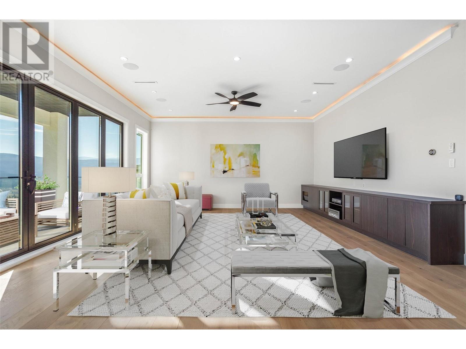 Property at 647 Carnoustie Drive image 4