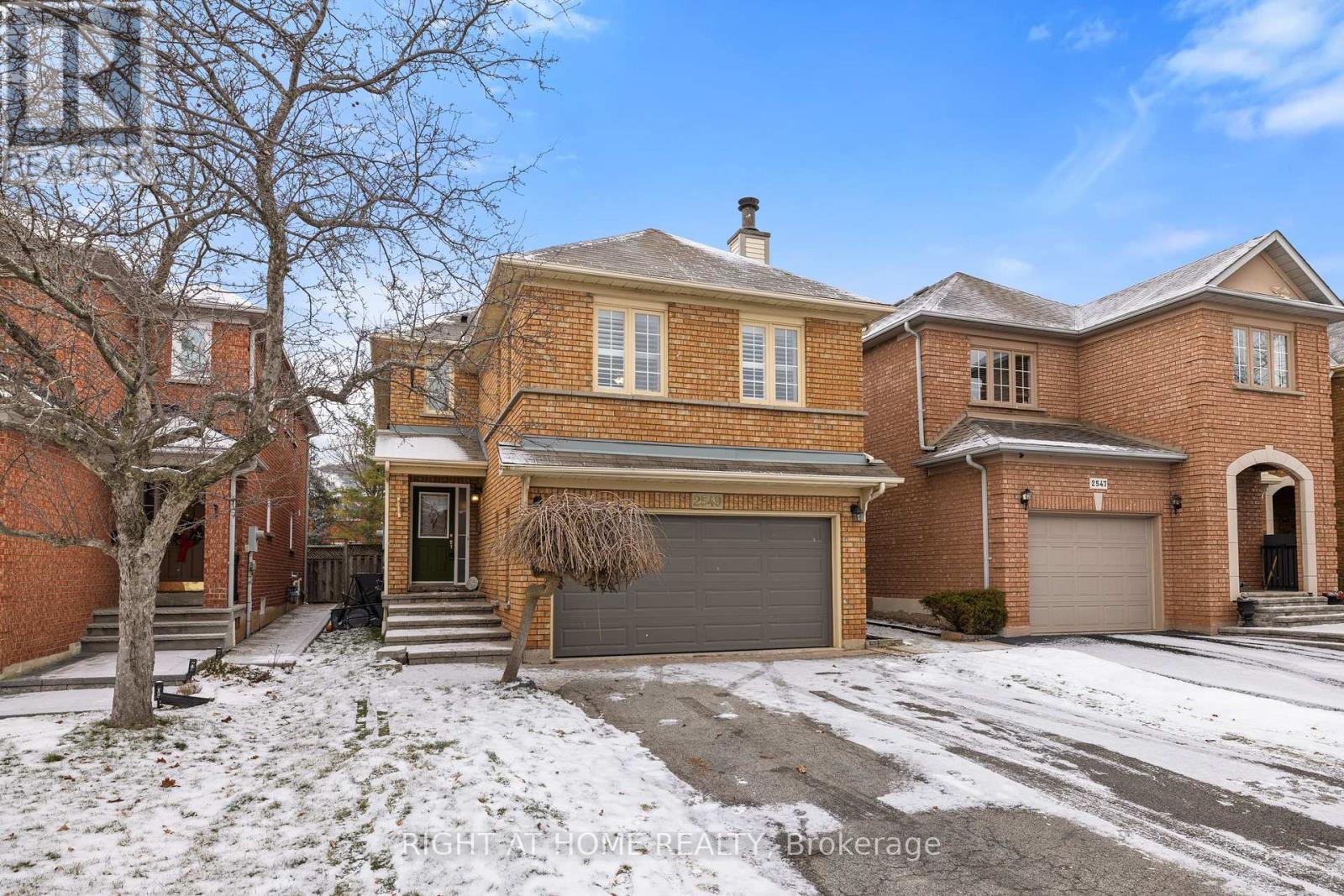 2549 SCARTH COURT, Mississauga, Ontario