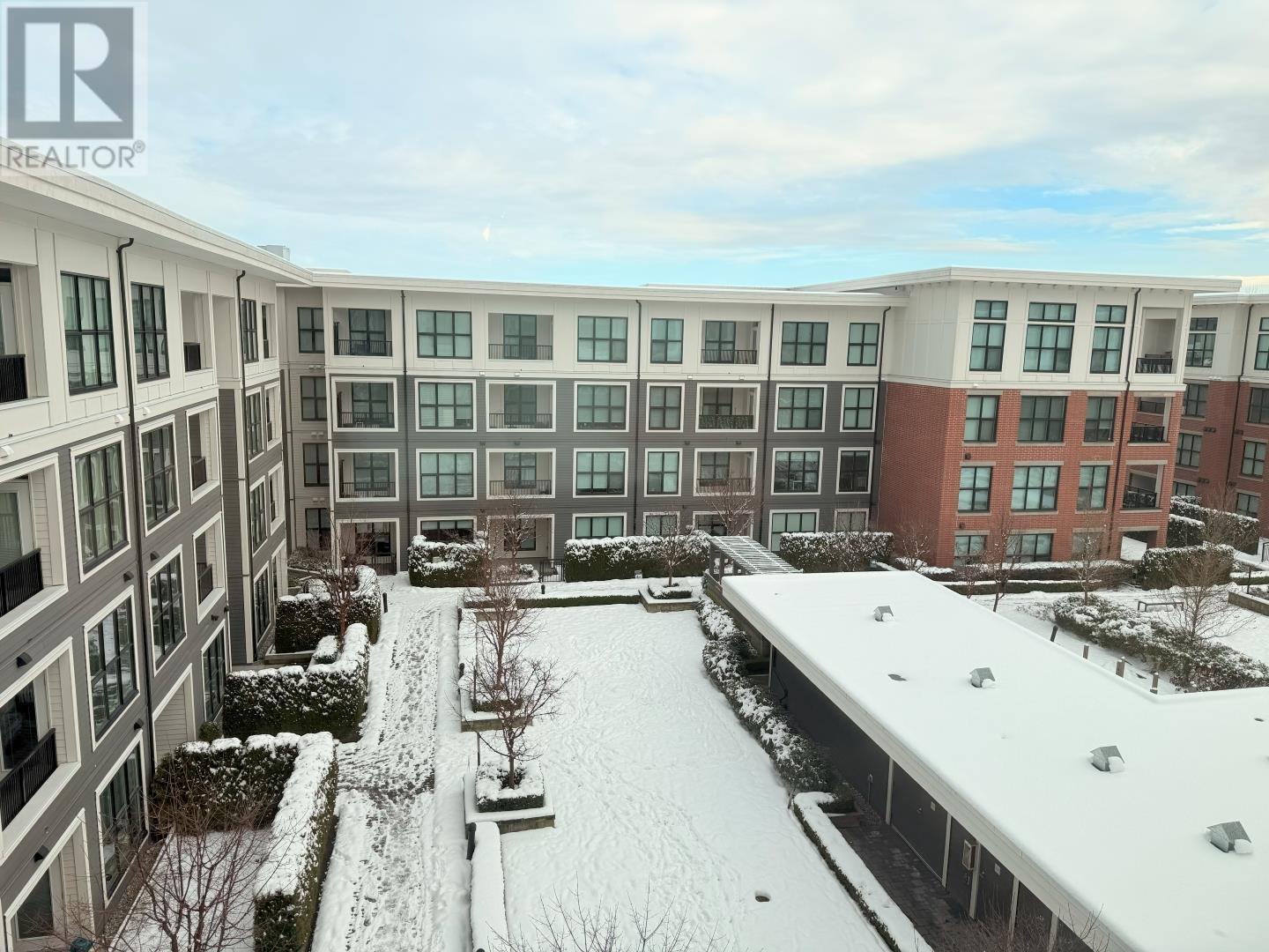 Listing Picture 12 of 19 : 423 9500 TOMICKI AVENUE, Richmond / 烈治文 - 魯藝地產 Yvonne Lu Group - MLS Medallion Club Member