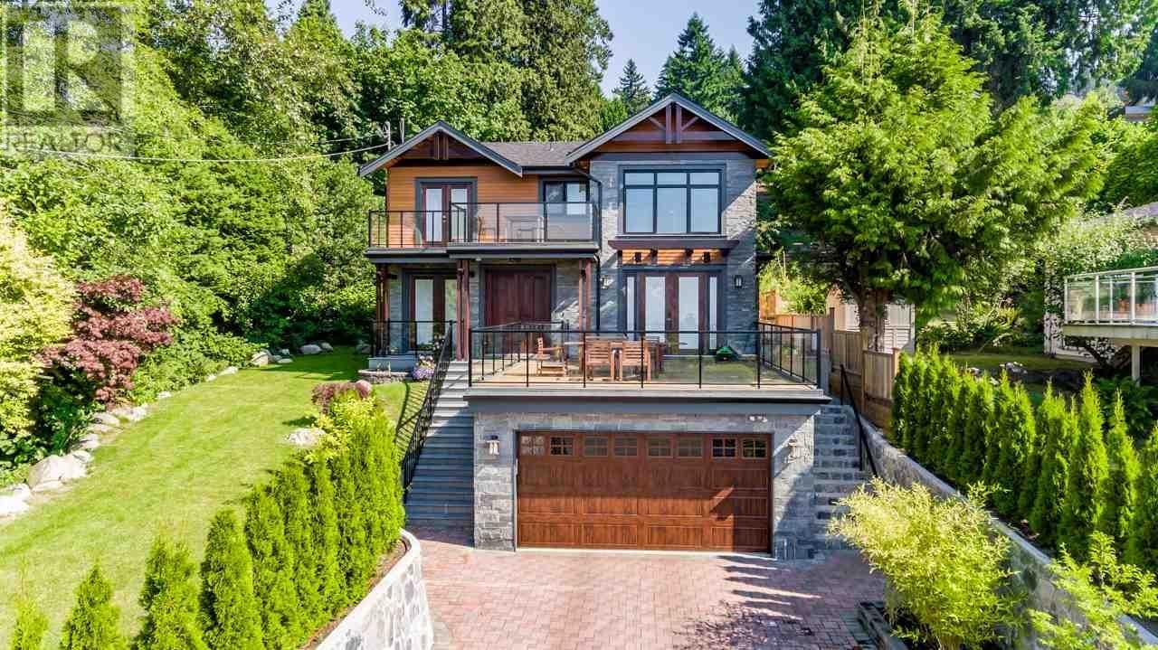 Property at 2479 OTTAWA AVENUE image 3
