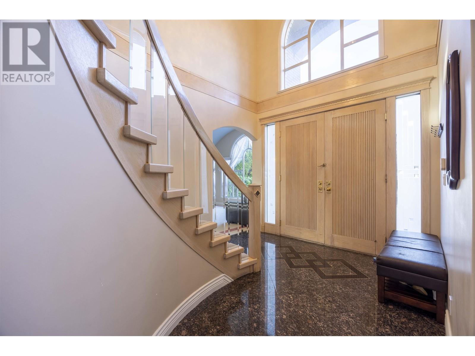 8720 Saunders Road, Richmond, British Columbia  V7A 2A7 - Photo 3 - R2964032