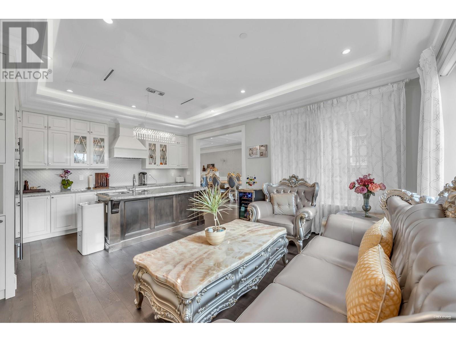 Listing Picture 11 of 40 : 1756 W 61ST AVENUE, Vancouver / 溫哥華 - 魯藝地產 Yvonne Lu Group - MLS Medallion Club Member
