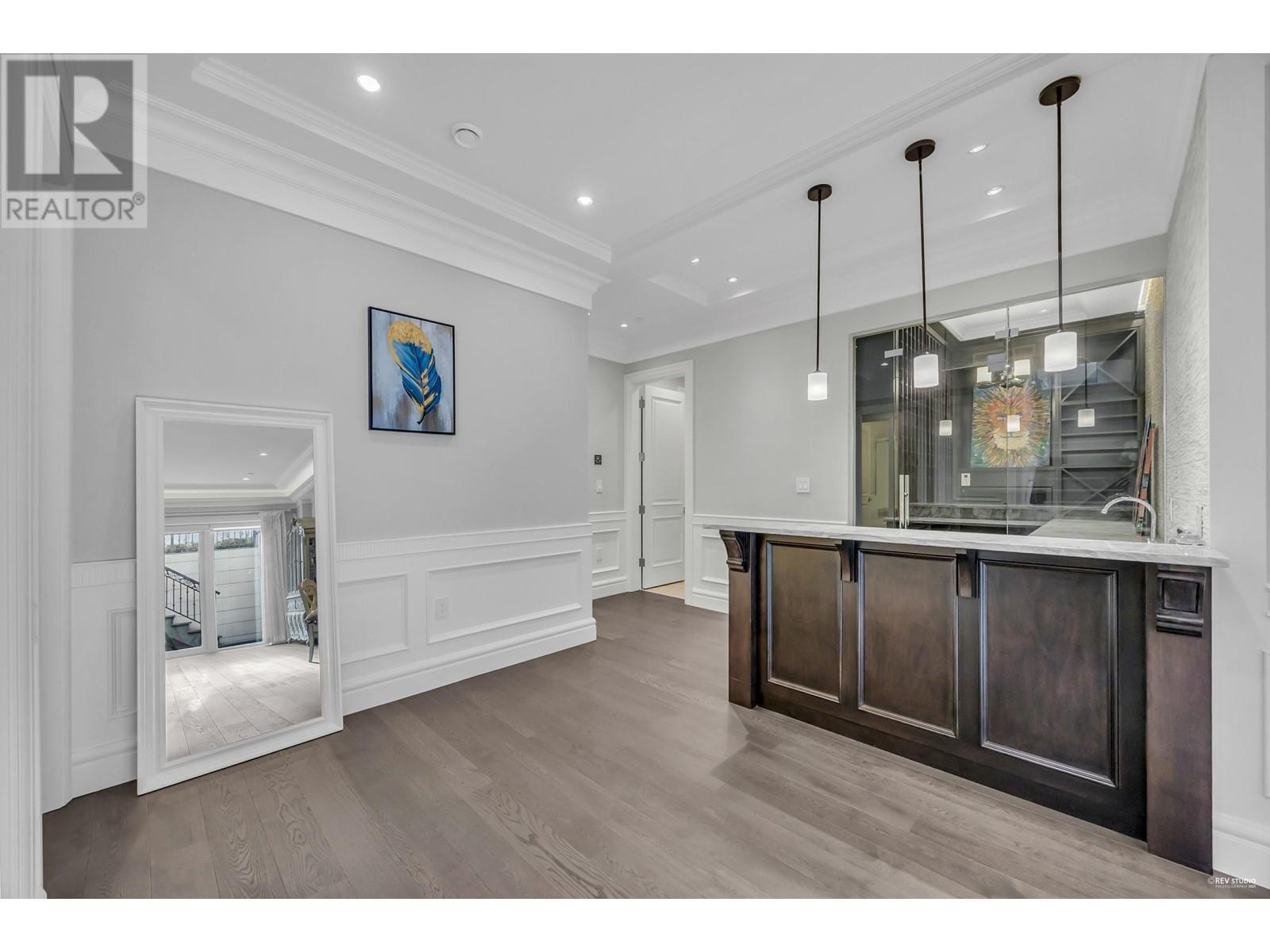 Listing Picture 28 of 40 : 1756 W 61ST AVENUE, Vancouver / 溫哥華 - 魯藝地產 Yvonne Lu Group - MLS Medallion Club Member
