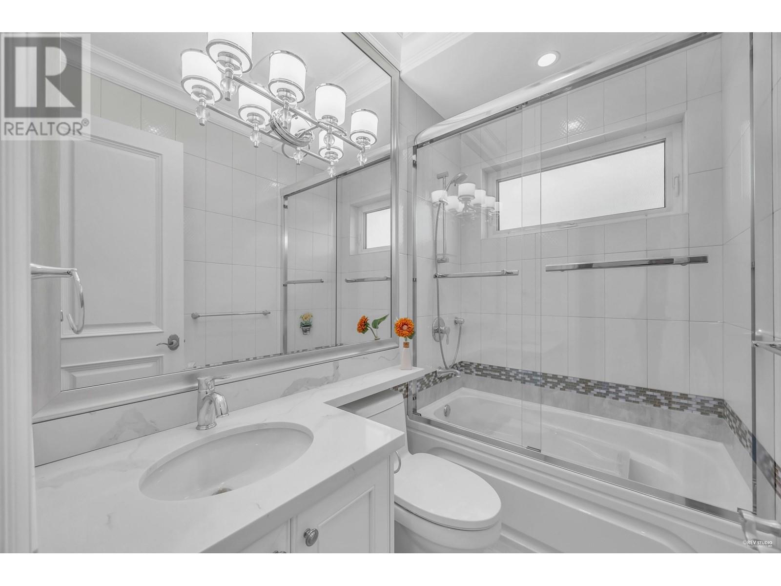 Listing Picture 22 of 40 : 1756 W 61ST AVENUE, Vancouver / 溫哥華 - 魯藝地產 Yvonne Lu Group - MLS Medallion Club Member