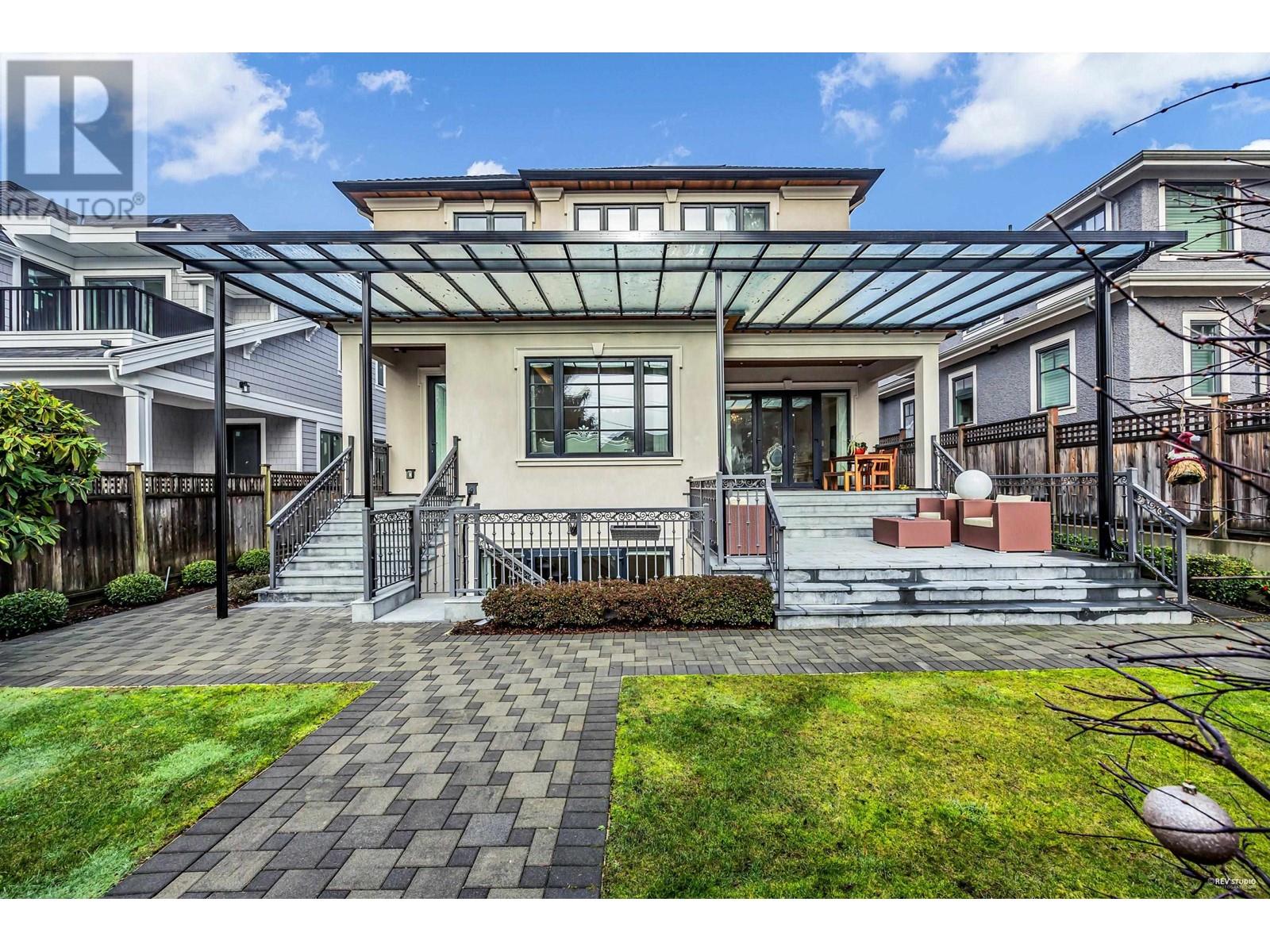 Listing Picture 34 of 40 : 1756 W 61ST AVENUE, Vancouver / 溫哥華 - 魯藝地產 Yvonne Lu Group - MLS Medallion Club Member