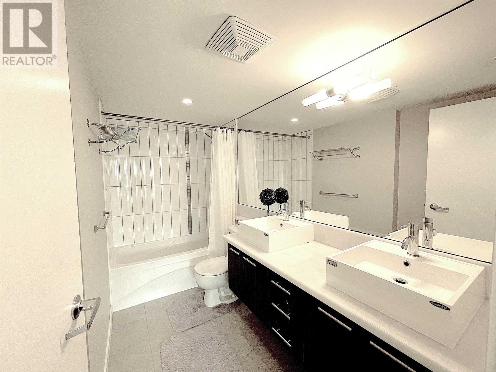 Listing Picture 18 of 34 : 1202 7888 SABA ROAD, Richmond / 烈治文 - 魯藝地產 Yvonne Lu Group - MLS Medallion Club Member