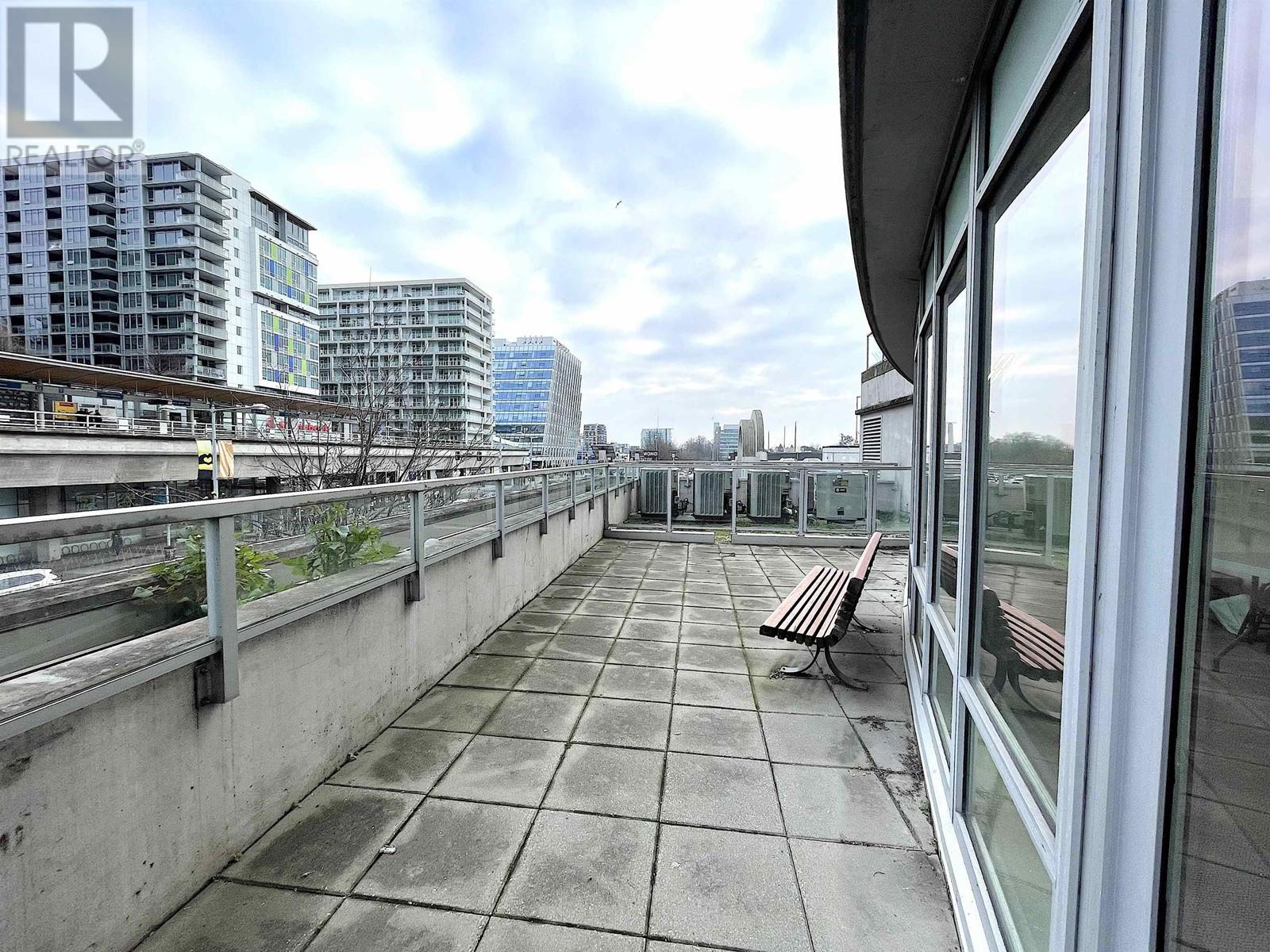 Listing Picture 25 of 34 : 1202 7888 SABA ROAD, Richmond / 烈治文 - 魯藝地產 Yvonne Lu Group - MLS Medallion Club Member