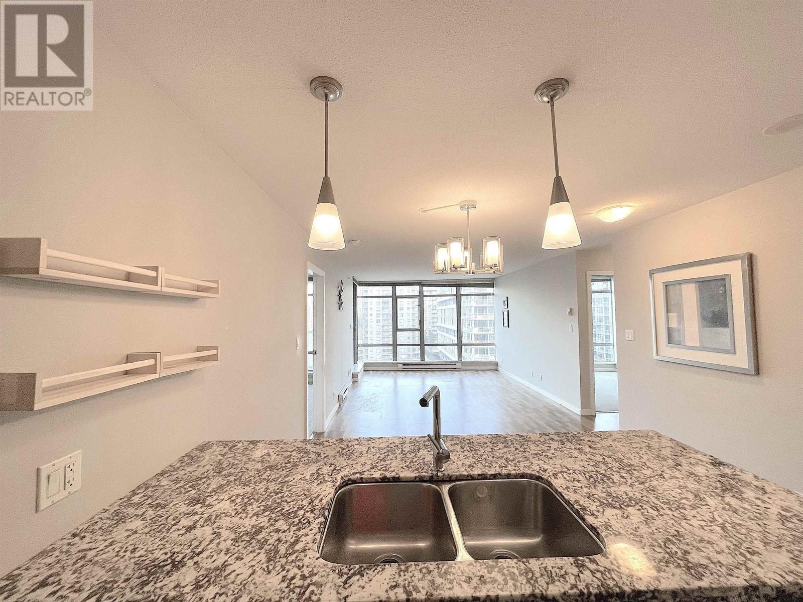 Listing Picture 4 of 34 : 1202 7888 SABA ROAD, Richmond / 烈治文 - 魯藝地產 Yvonne Lu Group - MLS Medallion Club Member