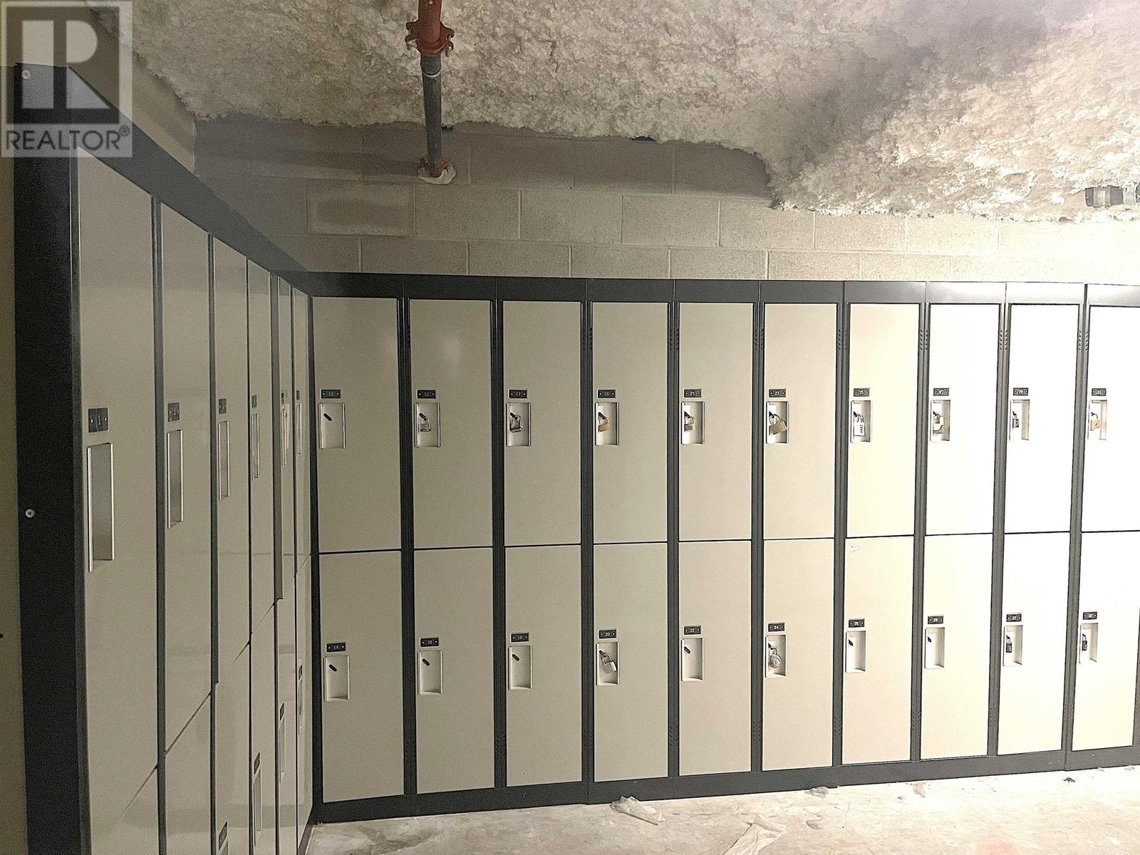 Listing Picture 29 of 34 : 1202 7888 SABA ROAD, Richmond / 烈治文 - 魯藝地產 Yvonne Lu Group - MLS Medallion Club Member