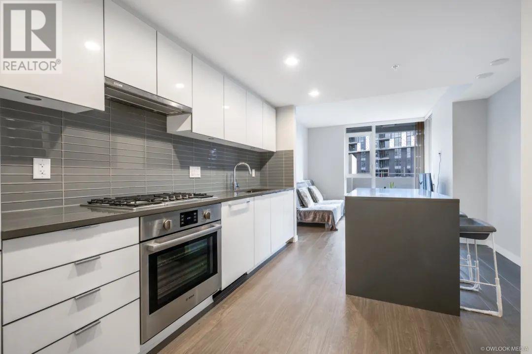 Listing Picture 3 of 23 : 309 3333 BROWN ROAD, Richmond / 烈治文 - 魯藝地產 Yvonne Lu Group - MLS Medallion Club Member