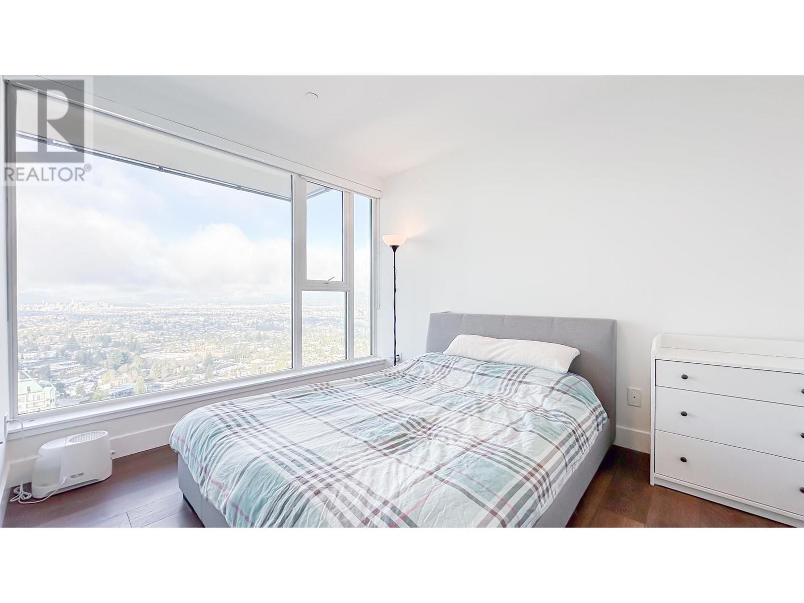 Listing Picture 7 of 26 : 3205 4711 HAZEL STREET, Burnaby / 本拿比 - 魯藝地產 Yvonne Lu Group - MLS Medallion Club Member