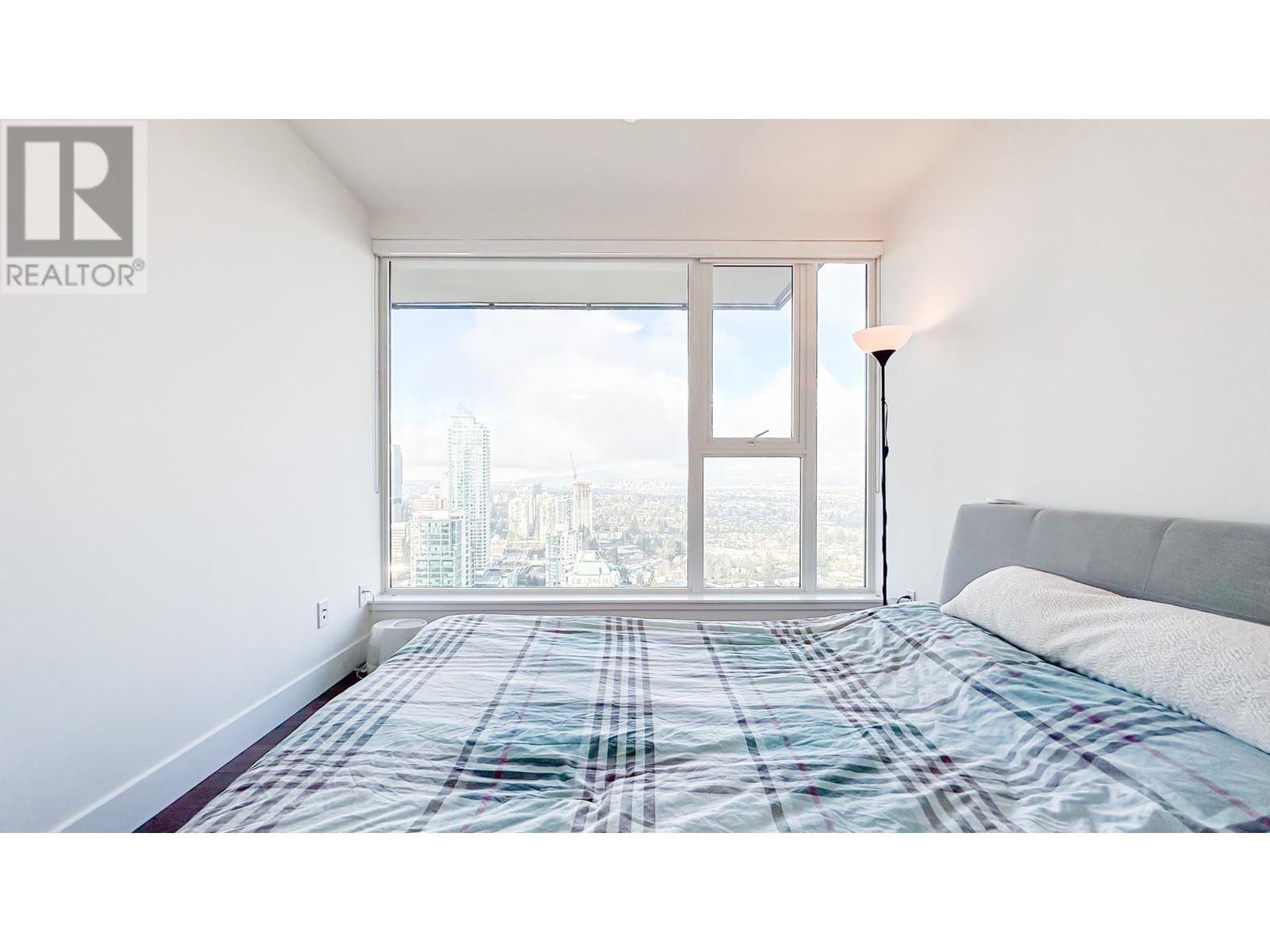 Listing Picture 8 of 26 : 3205 4711 HAZEL STREET, Burnaby / 本拿比 - 魯藝地產 Yvonne Lu Group - MLS Medallion Club Member