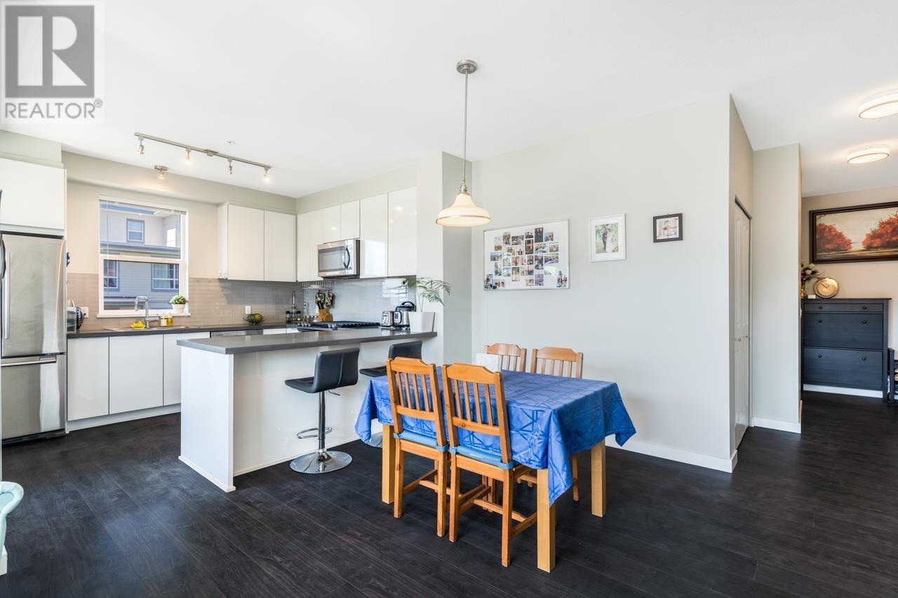 301 609 Cottonwood Avenue, Coquitlam, British Columbia  V3J 0H2 - Photo 8 - R2964071