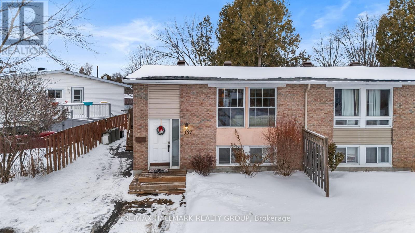 137 GLAMORGAN DRIVE Ottawa