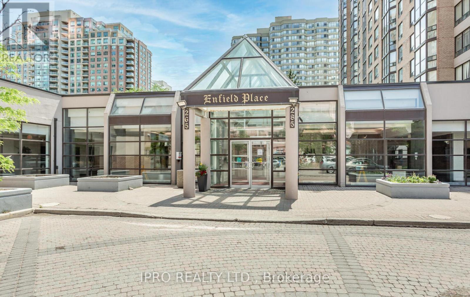 609 - 265 Enfield Place, Mississauga, Ontario  L5B 3Y7 - Photo 2 - W11959143