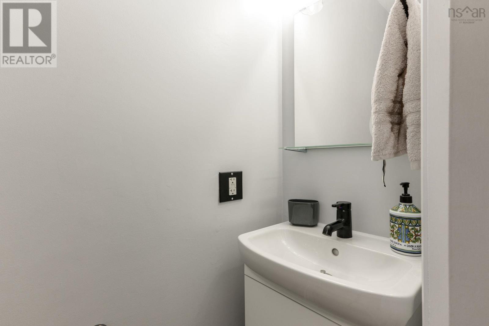 10 Maple Grove Ave., Lower Sackville, Nova Scotia  B4C 2G9 - Photo 29 - 202502392