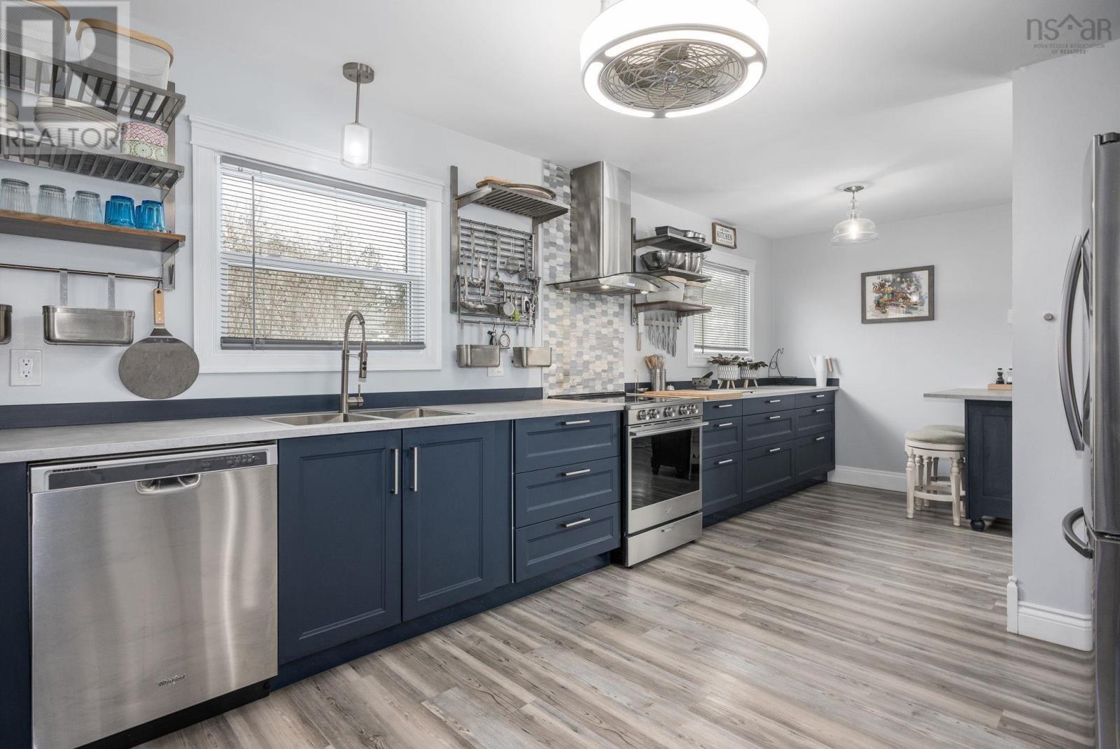 10 Maple Grove Ave., Lower Sackville, Nova Scotia  B4C 2G9 - Photo 6 - 202502392