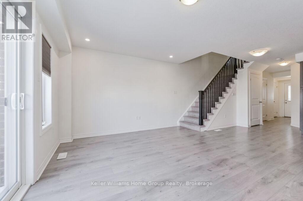 81 Westminster Crescent, Centre Wellington, Ontario  N1M 1C4 - Photo 11 - X11944314