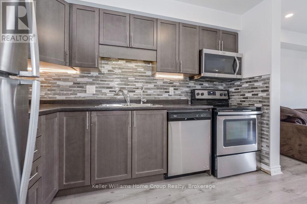 81 Westminster Crescent, Centre Wellington, Ontario  N1M 1C4 - Photo 6 - X11944314