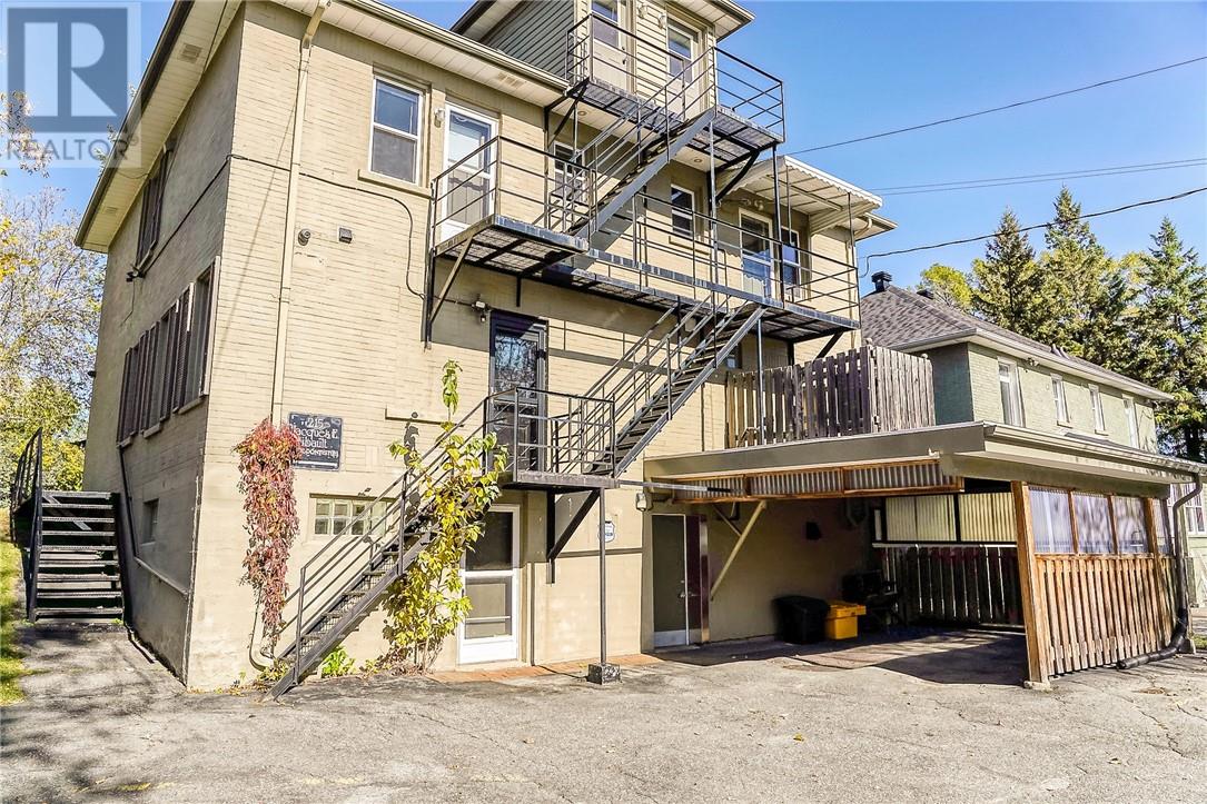 215 Elm Street, Sudbury, Ontario  P3C 1T8 - Photo 4 - 2120684