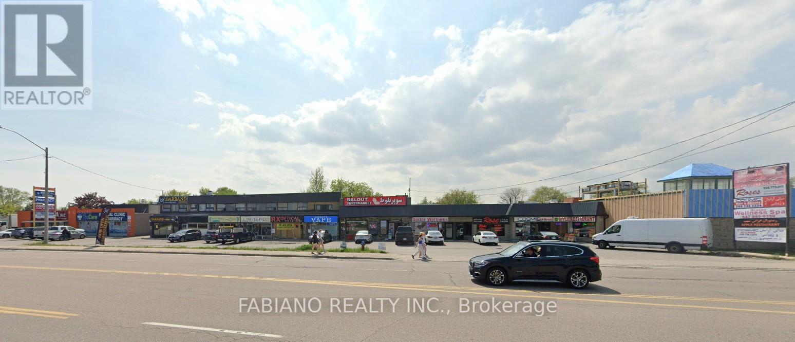 2 - 13130 Yonge Street, Richmond Hill, Ontario  L4E 2T3 - Photo 3 - N11595553