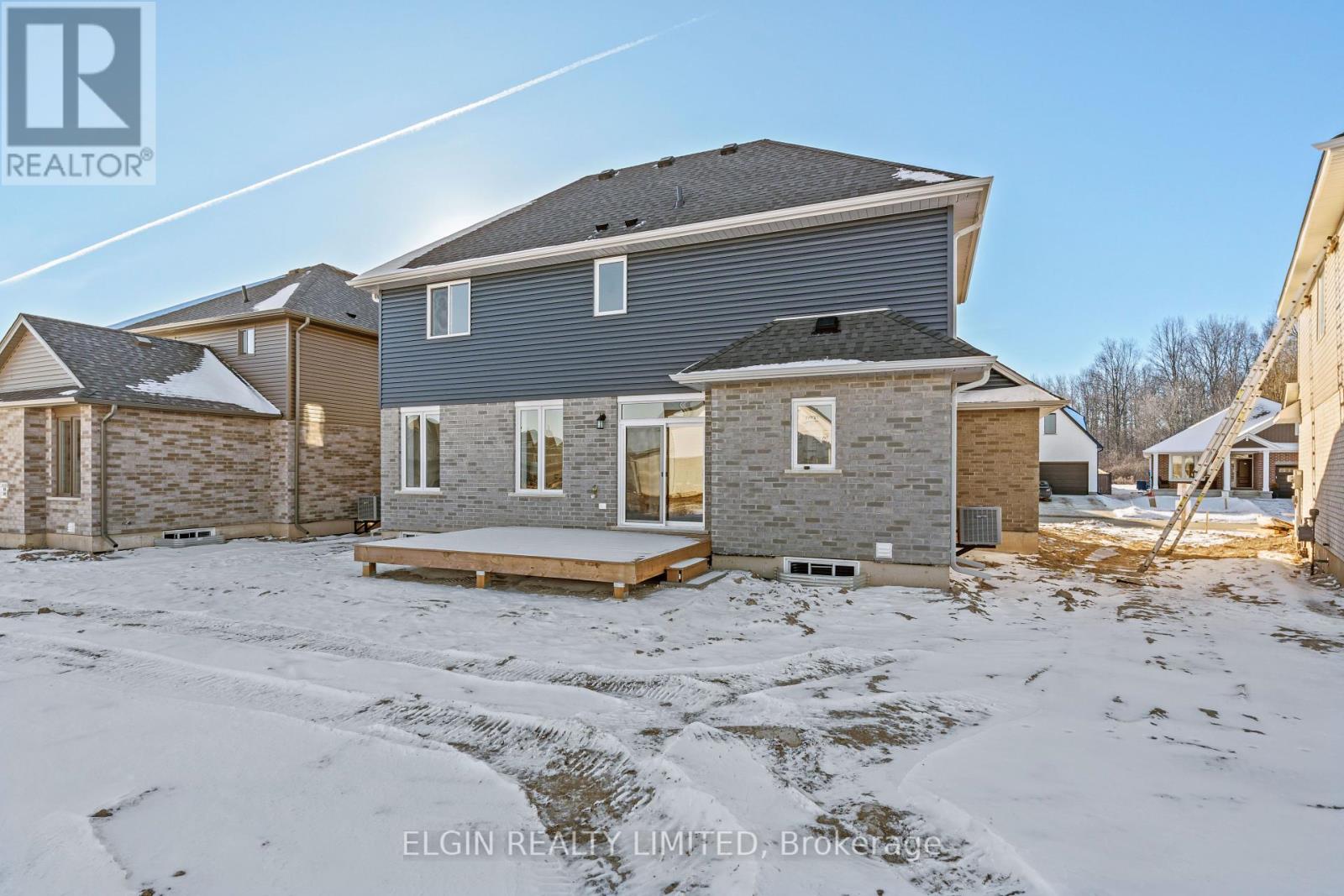 4 Hartland Circle, St. Thomas, Ontario  N5R 0P2 - Photo 4 - X11959348