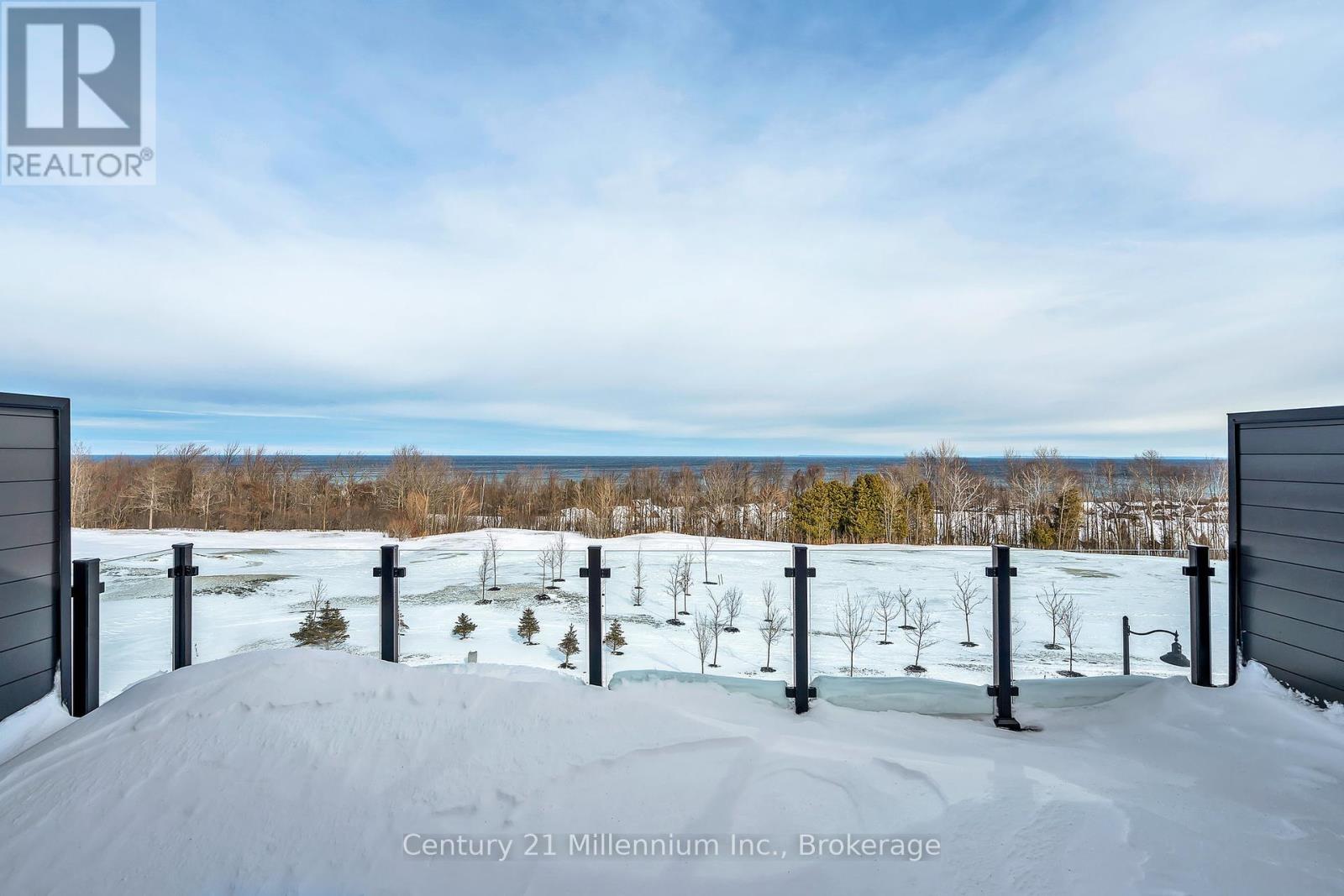 30 - 117 Sladden Court, Blue Mountains, Ontario  N0H 2P0 - Photo 2 - X11959293