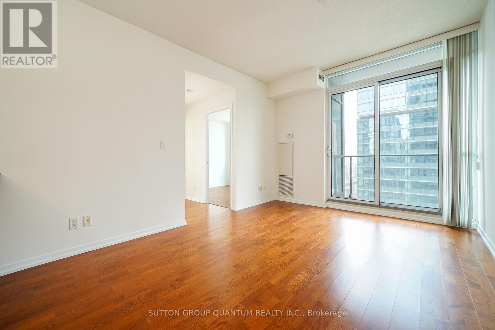 2502 - 65 Bremner Boulevard, Toronto, Ontario  M5J 0A7 - Photo 4 - C11959505