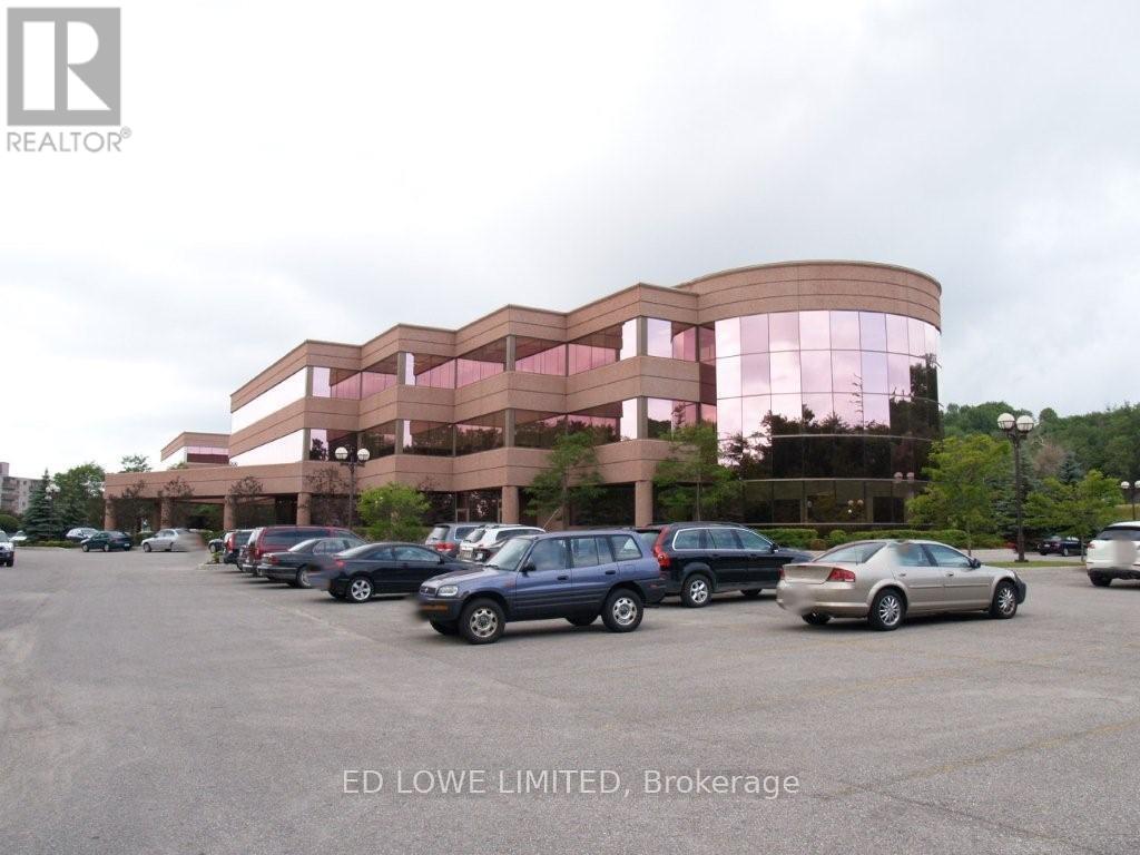 LOBBY/CAR LOT - 126 WELLINGTON STREET W, barrie (wellington), Ontario